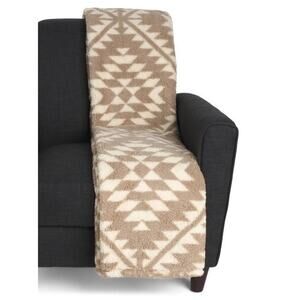 Pendleton Tuscon Peak Tan and Ivory Sherpa Throw Fleece Blanket Southwest Aztec